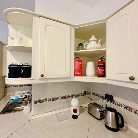 Balluta Charm 2, Sea-side San Ġiljan