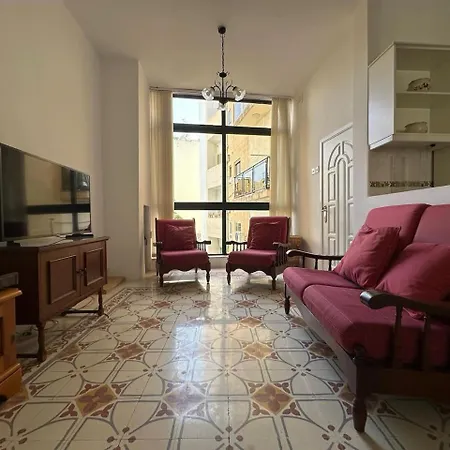 Balluta Charm 2, Sea-side * San Ġiljan