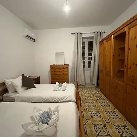 Balluta Charm 2, Sea-side San Ġiljan