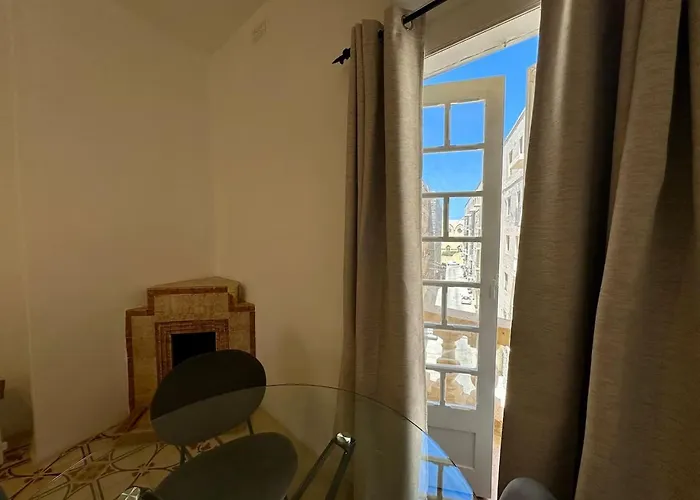 Balluta Charm 2, Sea-side Apartman *